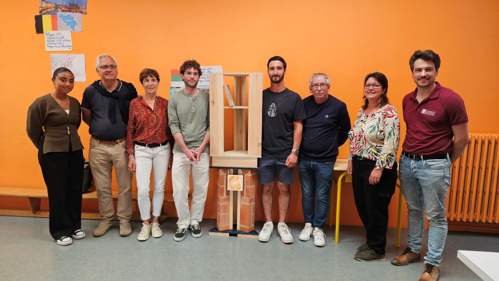 De gauche à droite : Charlotte OKULAJA, François FREY, Catherine DUPART, Pierre FREDERIC, Matéo PUDAL, Gérard DESJOBERT, Severine COURJAUD et Gérald BONHORé.