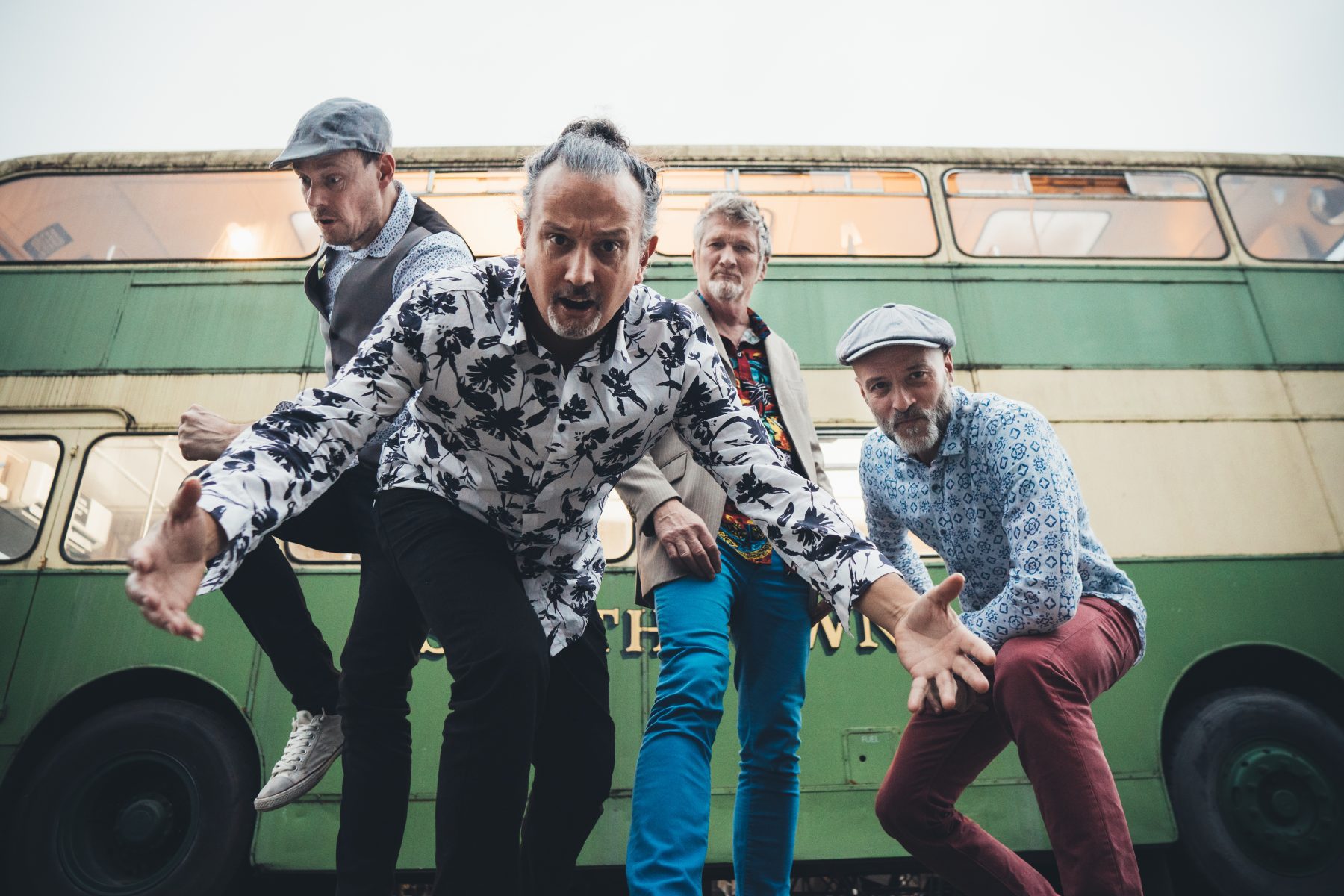 photo du groupe oliv'et ses noyaux